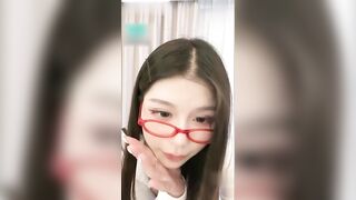 极品女神小野猫黑丝美腿口球假鸡巴自慰