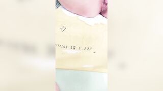 制服OL装的老婆制服诱惑，黑丝后入屁股第一视角，传教士做爱很刺激