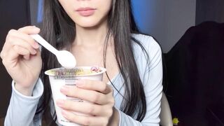 精液黄桃酸奶