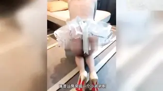 【重磅-乱伦绿奴淫妻】绿帽男让亲表弟操大奶老婆全程骚话#全程字幕