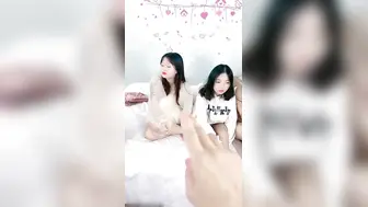 00后嫩妹萝莉多人大混战（3小时完整版）一次看个够