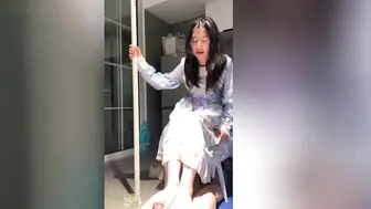 【真实约拍高价购买洛丽塔少女足交】啊啊我踩死你，让你爽