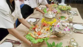 爱情色香味 香港三级